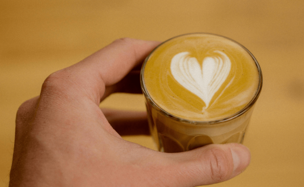 Cortado Kahvesi: Nedir ve Nasıl Yapılır